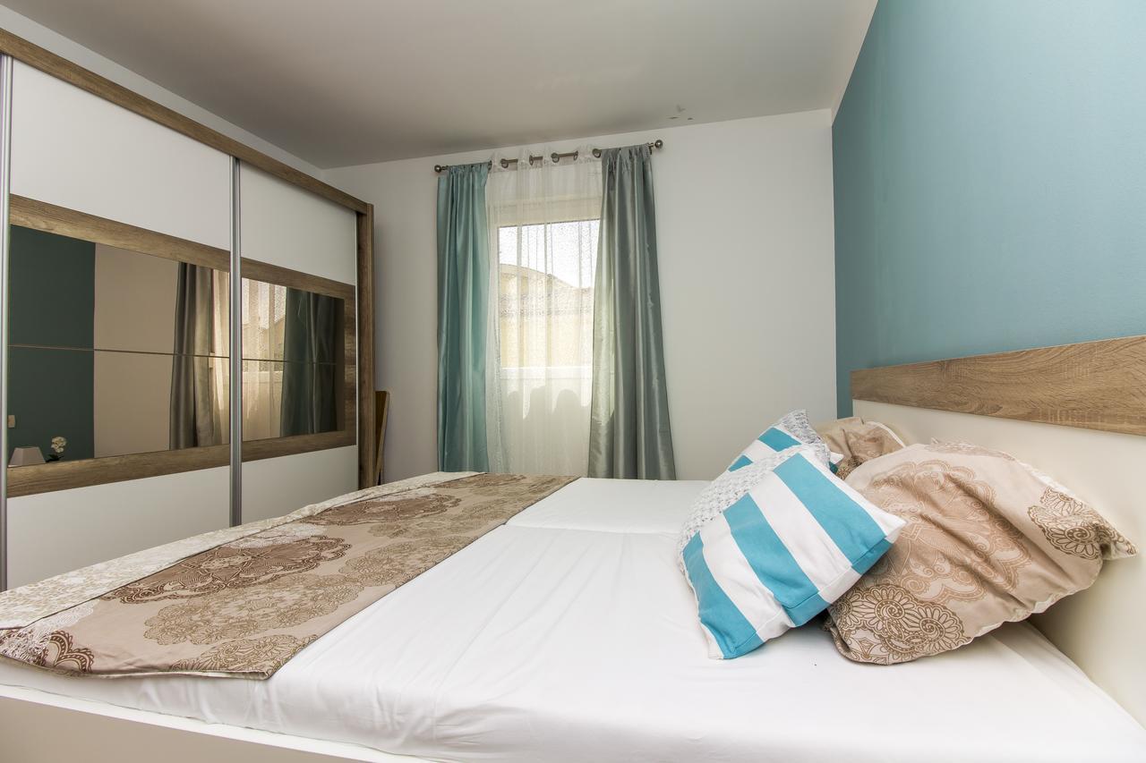 Appartamento Apartman Maxim Pola Esterno foto